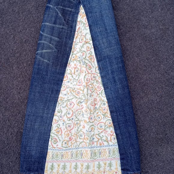 Levi's Floral Flare Leg Denim Jeans - Picture 3 of 7